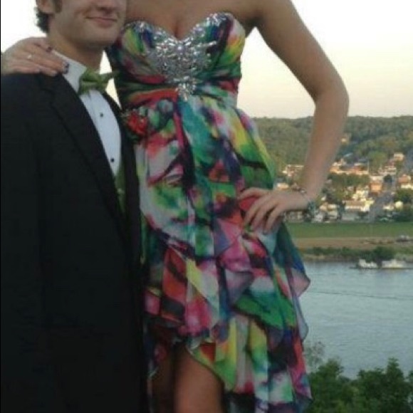 Prom Dress - Picture 2 of 7